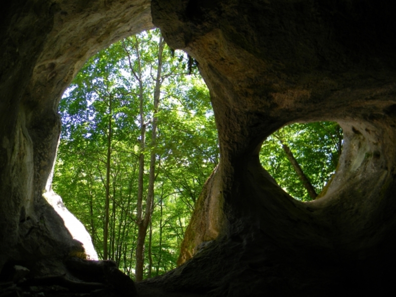 Cueva Ledena